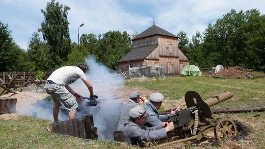 Dzieje się w Skansenie! Filmowcy i krótkofalowcy
