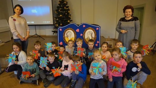 Dzień babci i dziadka - lekcja biblioteczna dla najmłodszych czytelników