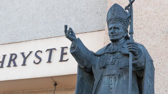 "Dziewiątka" dla Papieża