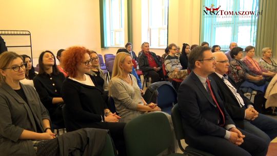 "Edukacja nie zna wieku, wejdź na wyższy poziom"