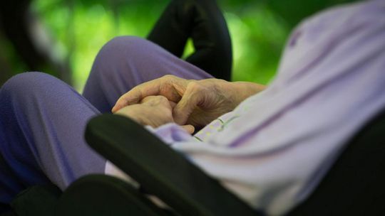 Eksperci: coraz trudniejsza sytuacja hospicjów w Polsce