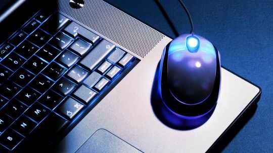 Eksperci: większość samorządów nie dba o cyberbezpieczeństwo