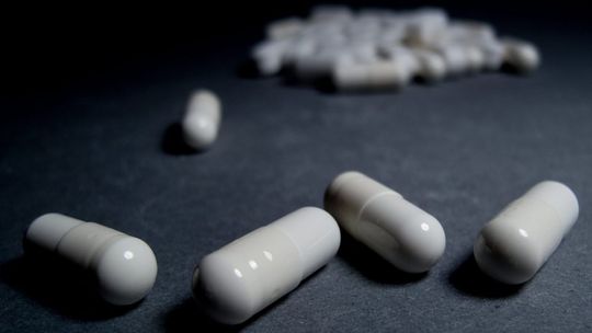 Ekspert: leki wspomagające odchudzanie i potencję najczęściej fałszowane przez grupy przestępcze