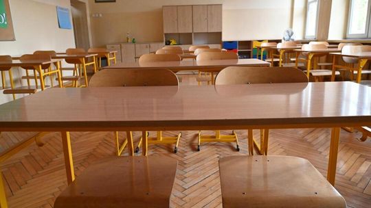 Ekspert o zmianie progu nieobecności w szkole: oby nie było jak z pracami domowymi