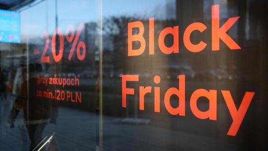 Ekspert: w Black Friday można zaoszczędzić lub narazić się na niepotrzebne wydatki