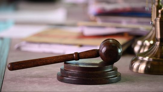 Ekspert: wkrótce AI będzie uczestniczyć w procesie tworzenia aktów prawnych