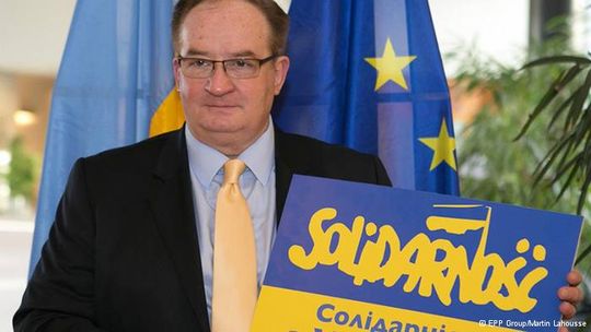 „Emdek” zaprasza na spotkanie z dr Jackiem Saryusz - Wolskim, dotyczące wydarzeń na Ukrainie