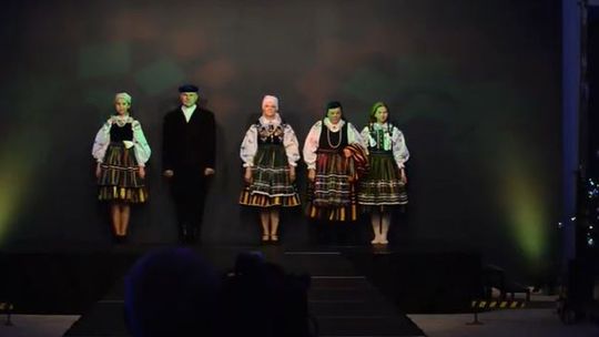 "Folk Fashion Show, czyli wielka draka wokół wełniaka" - pokaz mody ludowej