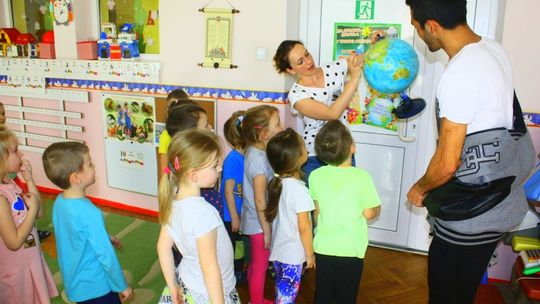 (Fotorelacja) Jardel Muniz Cruz odwiedził przedszkolaków