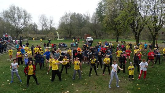 „Gdy Ci smutno, gdy Ci źle, wejdź do wody, nie bój się”  Inauguracja Sezonu Morsowań 2014/2015
