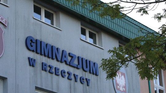 Gimnazjum w Rzeczycy zakwalifikowane do programu „Na Własne Konto”
