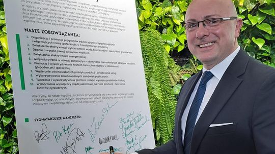 Gmina Ujazd podpisała Manifest Cyrkularny. Dołącza do działań na rzecz przyszłości