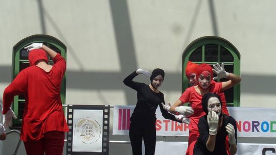 Grupa Teatralna „INNI” z Gimnazjum nr 6 nagrodzona na Festiwalu „GROT-ART” w Piotrkowie