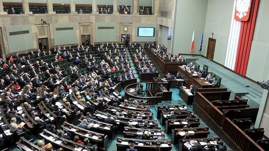 "Hajlajf" przez cztery lata