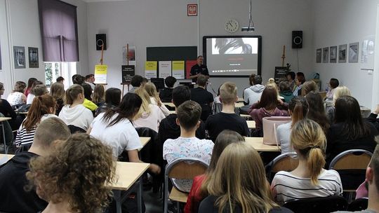 Handel ludźmi i pornografia