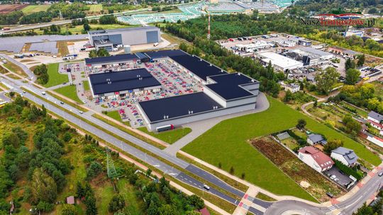 Handlowy gigant przy S8 coraz bliżej. Są pierwsze umowy i wniosek o pozwolenie.