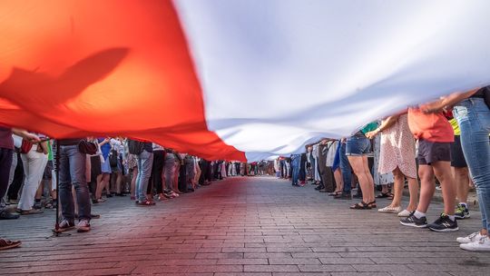 Historyk: dat proponowanych jako święto narodowe było z piętnaście, 11 listopada się przyjął