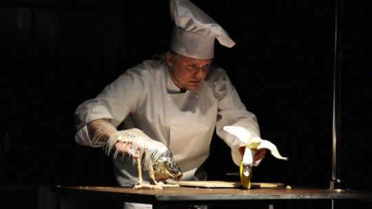 Horror Kitchen Show czyli idealna kochanka na talerzu
