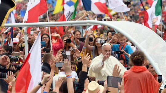 IBRiS dla PAP: niemal trzy czwarte Polaków pozytywnie ocenia pontyfikat papieża Franciszka