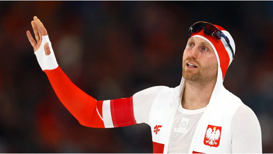 Igrzyska 2026/łyżwiarstwo szybkie – Żurek na 500 m tuż za podium, drugie złoto Stolza