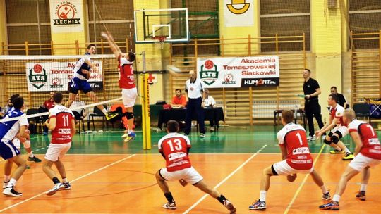 II liga: KS Lechia Tomaszów - SMS PZPS Spała III: 3:0