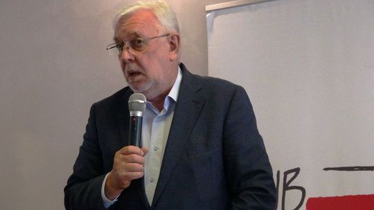 J. Stępień - nie było rewolucji, która przyniosłaby coś dobrego
