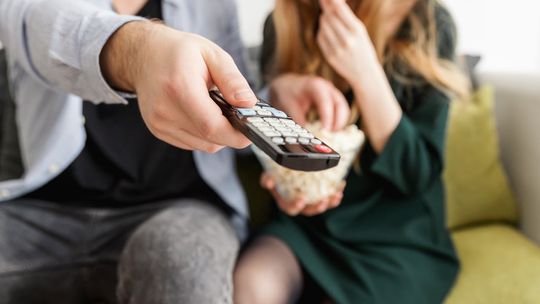 Jak poprawić jakość obrazu i dźwięku w domowej telewizji?