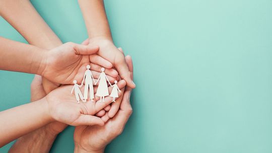 Jak wybrać najlepszą polisę na życie dla siebie i swojej rodziny?