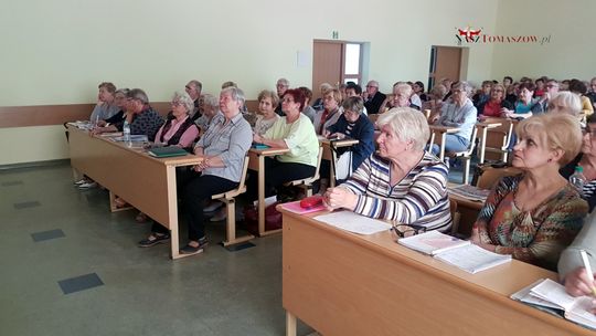 „Jak żyć w czasach postprawdy i fake newsów” - wykład prof. Jarosława Płuciennika 