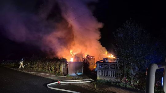 Jedna osoba zginęła w pożarze domu w Swolszewicach Małych