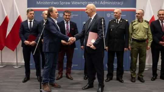 Jest porozumienie MSWiA i związków zawodowych funkcjonariuszy