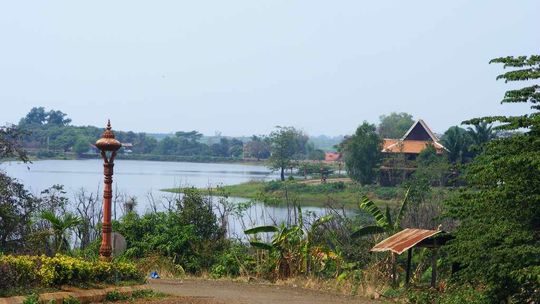 Kambodża-Laos - komiczna granica i niskooktanowy marsz