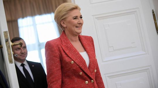Kancelaria Prezydenta: Pierwsza Dama zaprasza na dobroczynny kiermasz Stowarzyszenia Małżonków Szefów Misji Dyplomatycznych