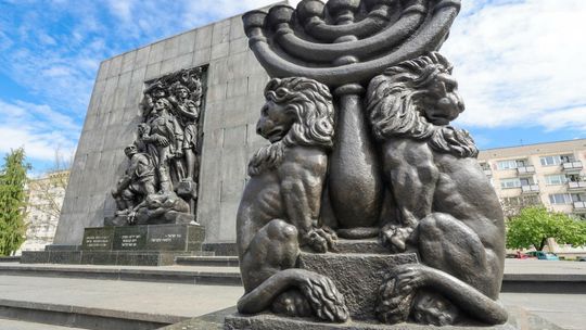 „Każdy próg ghetta będzie twierdzą” – 81 lat temu wybuchło powstanie w getcie warszawskim