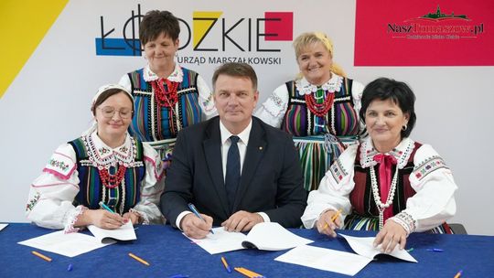 Koła gospodyń i gminy z opoczyńskiego z dofinansowaniem na kuchnię, kulturę i drogi