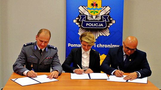 Kolejne służby ponadnormatywne. Tym razem sfinansuje je gmina Ujazd