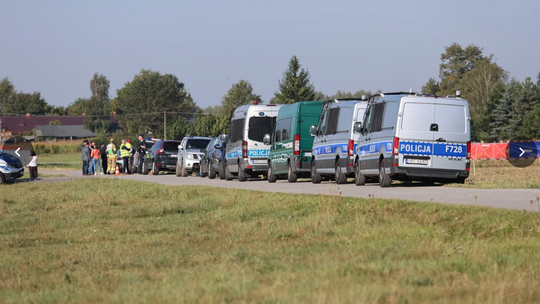 Komornicki o dronach: zamierzony atak, celem wzbudzenie nieufności do wojska i władz