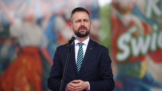 Kosiniak-Kamysz: działanie w celu zdejmowania krzyży to zła droga