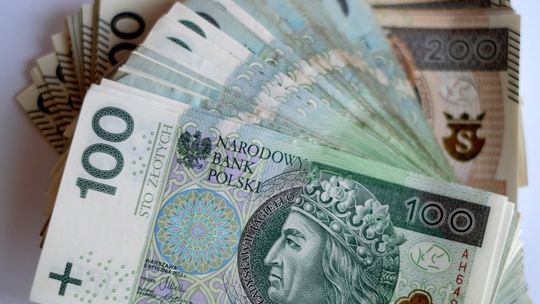 KRD: długi Polaków poniżej 35. roku życia wzrosły do 6 mld zł