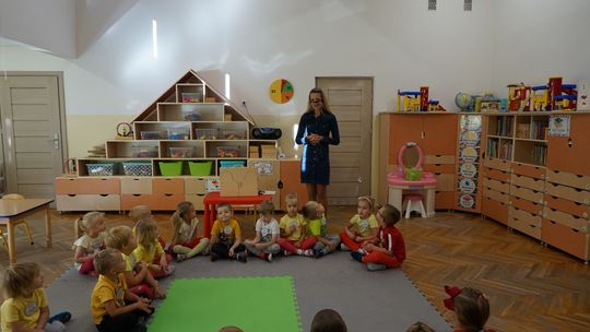Kreatywne czytanie w Przedszkolu nr 7 – Teatrzyk Kamishibai