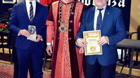 „Królewski niegdyś Inowłódz kończy świętowanie Jubileuszu 950 – lecia Sesją Nadzwyczajną”
