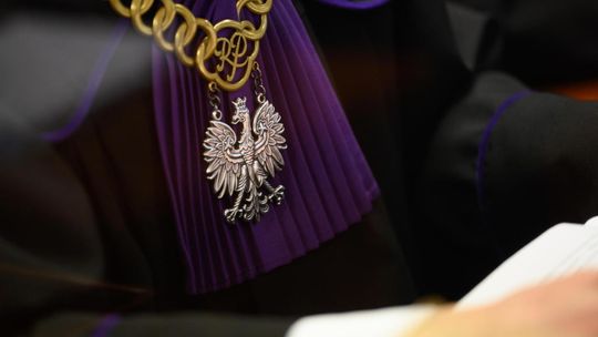 Ksiądz i 18-letni chłopak, który zaatakował go na ulicy, staną przed sądem