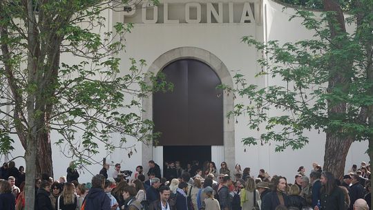 Kuratorka Marta Czyż o sukcesie Polskiego Pawilonu na Biennale w Wenecji