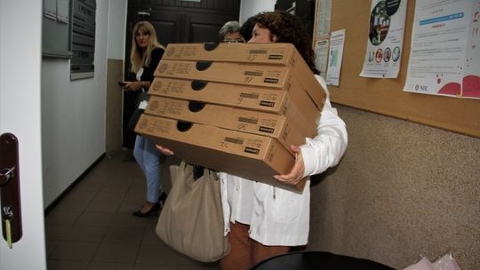 Laptopy trafiły do szkół