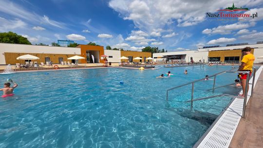 Lato wystartowało! Basen w Akademii Sportu już otwarty ☀️