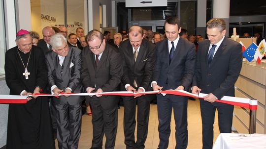 Łatwiej imprezować niż dyskutować
