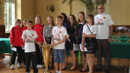 Lechia dba o siatkarski narybek