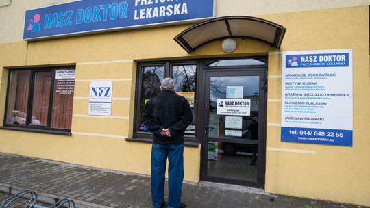 Lekarze PPOZ piszą do premiera: gigantyczne rachunki dla placówek i brak wsparcia