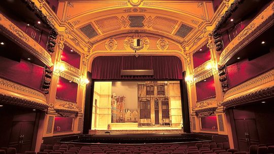 Łódź/ W Teatrze Powszechnym rozpoczyna się 30. Festiwal Sztuk Przyjemnych i Nieprzyjemnych