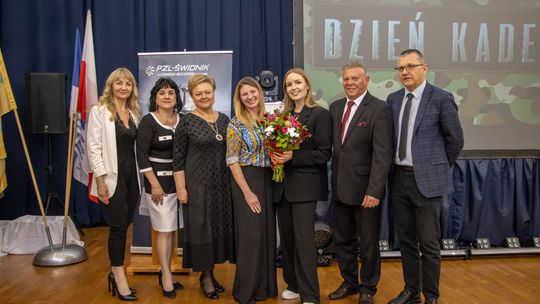 𝗟𝗢𝗧𝗔𝗠𝗦 - kolejnym partnerem ZSP nr 1 w rozwoju edukacji w branży lotniczej.